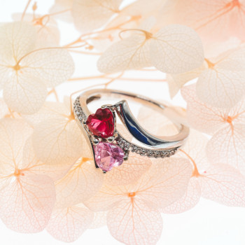 Sky Jewelry Серебряное кольцо с рубином морганитом и кварцем   Сердца