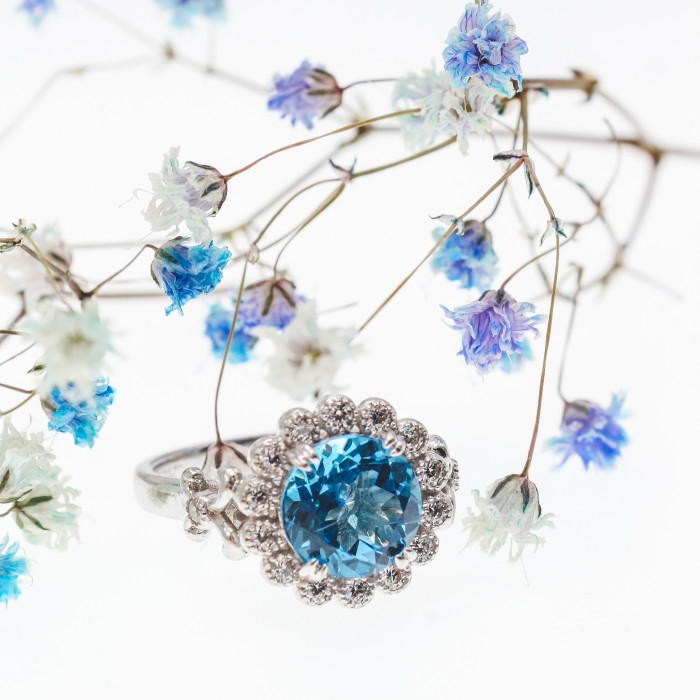 Sky Jewelry Серебряное кольцо с фианитами  Нежный цветок