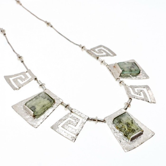 Sky Jewelry Серебряное ожерелье с нефритом  Стиль