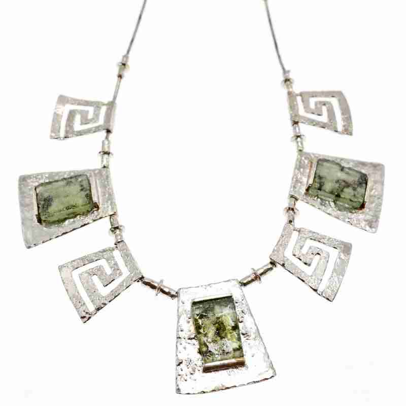 Sky Jewelry Серебряное ожерелье с нефритом  Стиль