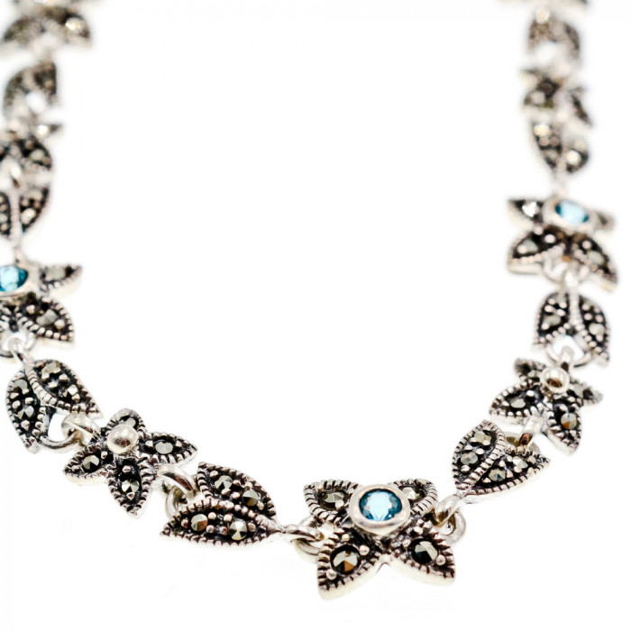 Sky Jewelry Серебряное ожерелье с топазом и марказитом   Цветы