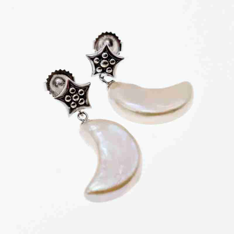 Sky Jewelry Серебряные серьги с перламутром  Луна и Звезды