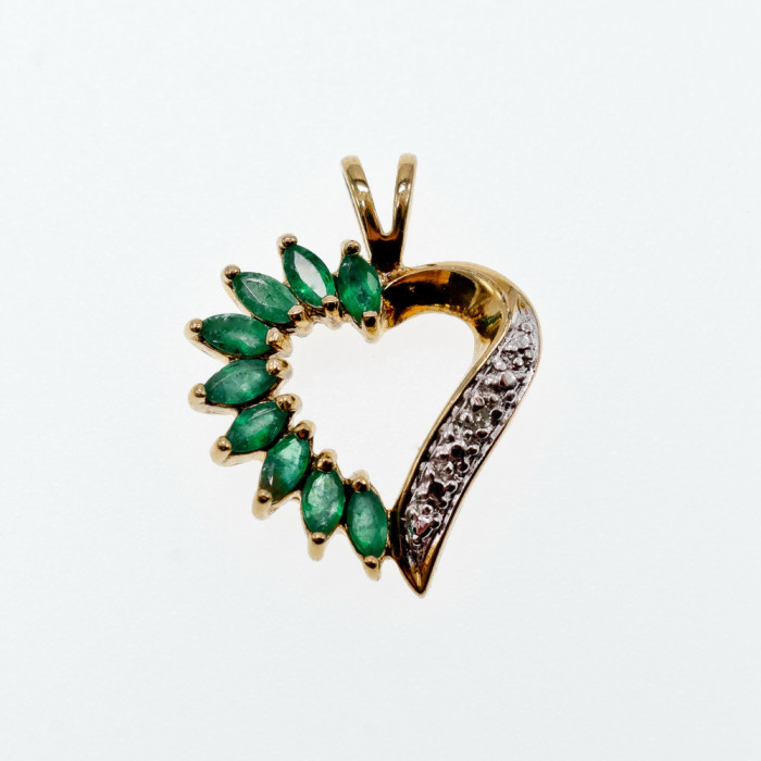 Sky Jewelry Серебряный кулон в позолоте с изумрудами  Сердце