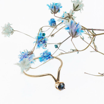 Sky Jewelry Золотое кольцо с сапфиром  Женственность