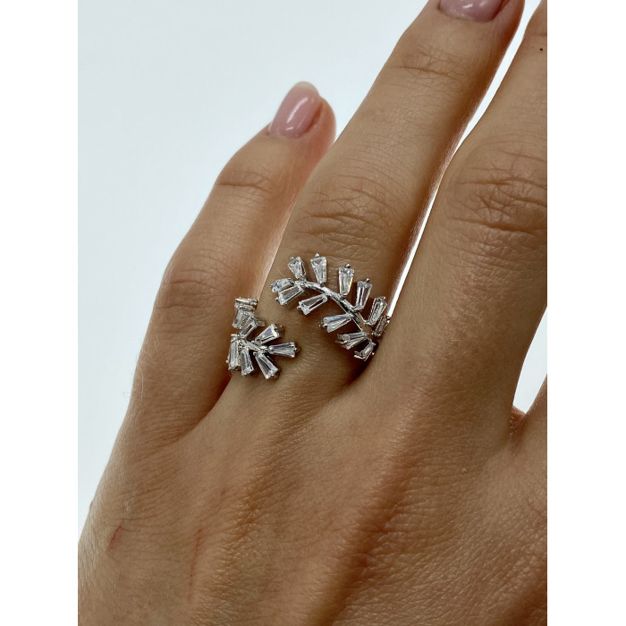 Sky Jewelry Серебряное кольцо с фианитами Листва