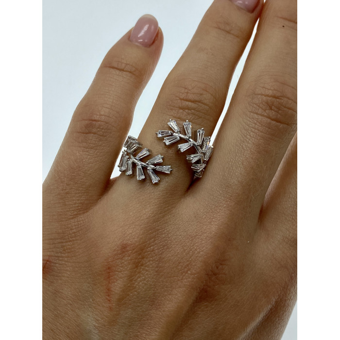 Sky Jewelry Серебряное кольцо с фианитами Листва