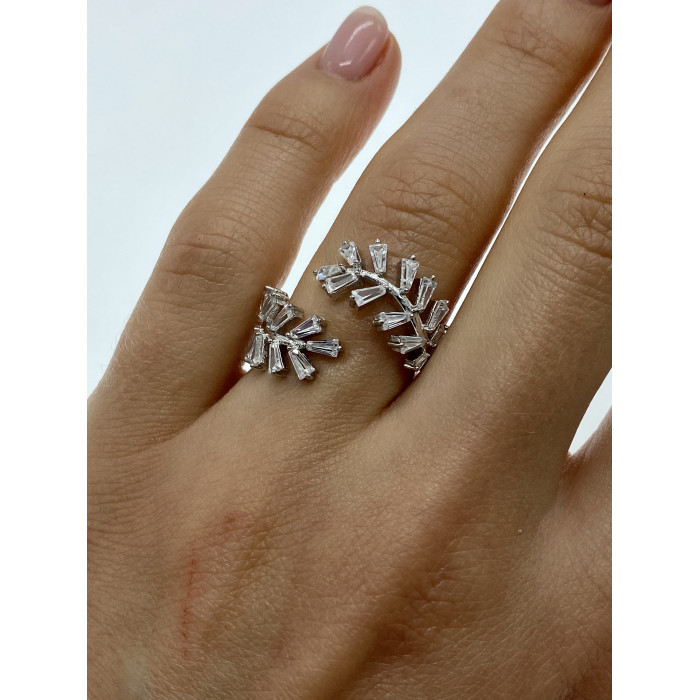 Sky Jewelry Серебряное кольцо с фианитами Листва