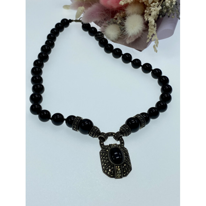 Sky Jewelry Серебряное ожерелье с нефритом и марказитом  Роскошь