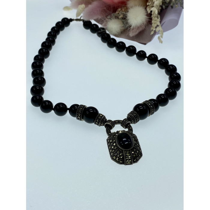 Sky Jewelry Серебряное ожерелье с нефритом и марказитом  Роскошь