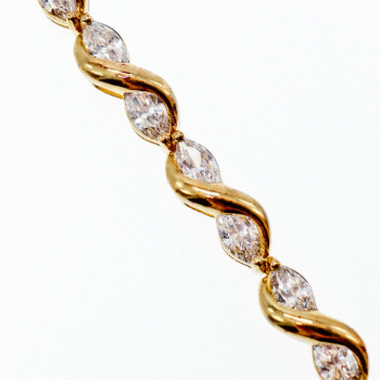 Sky Jewelry Серебряный браслет в позолоте с фианитами  Шарм