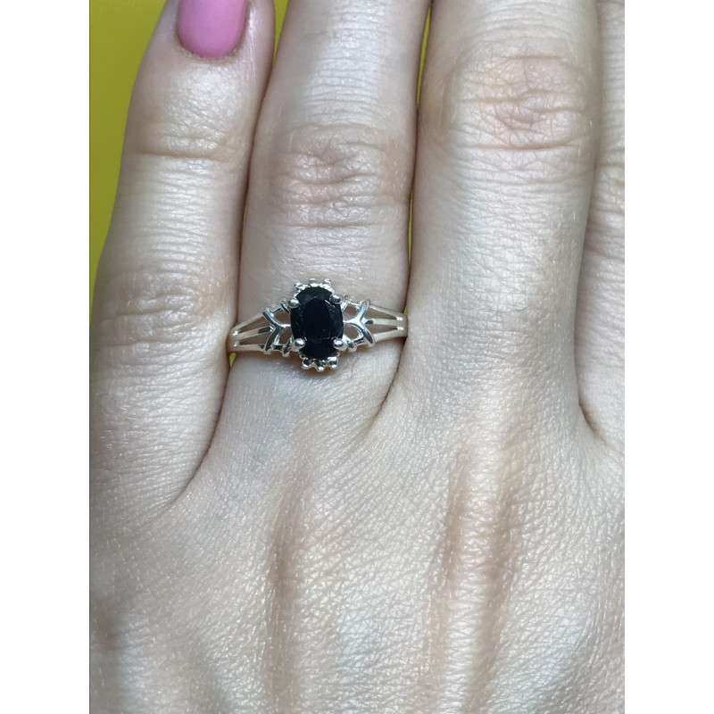 Sky Jewelry Серебряное кольцо 925 пробы с камнем черная шпинель