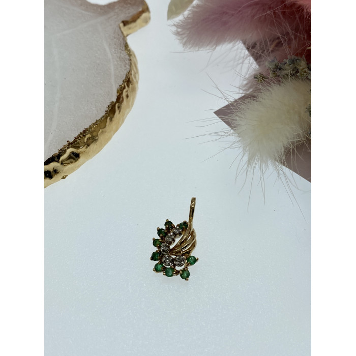 Sky Jewelry Золотой кулон с изумрудами и бриллиантами  Нежность