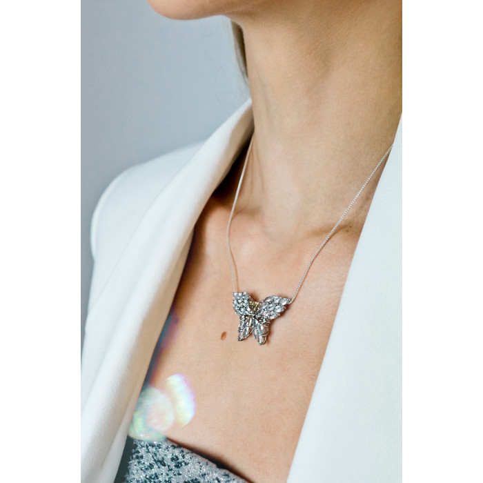 Sky Jewelry Серебряная цепочка с кулоном с камнями аквамарин  Бабочка