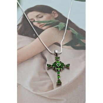 Sky Jewelry Серебряная цепочка с крестиком с камнями изумруд