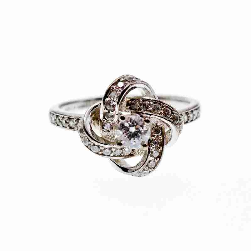 Sky Jewelry Серебряное кольцо с фианитами  Цветенье