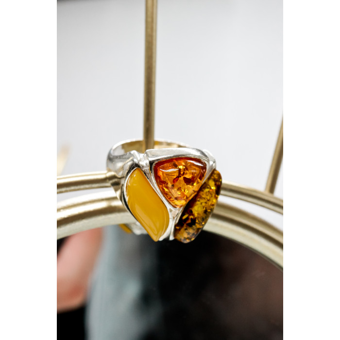 Sky Jewelry Серебряное кольцо с янтарем  Сказка