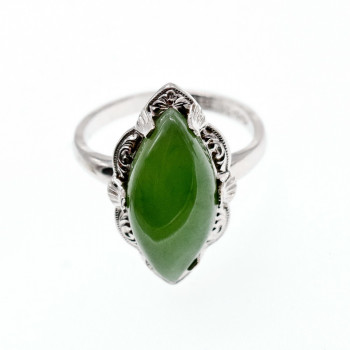 Sky Jewelry Серебряное кольцо с зеленым нефритом  Маркиз