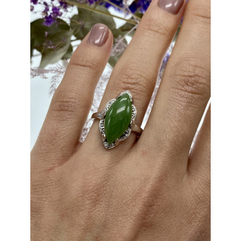 Sky Jewelry Серебряное кольцо с зеленым нефритом  Маркиз