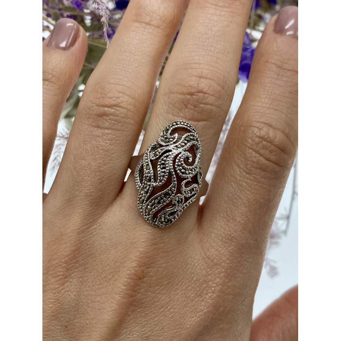 Sky Jewelry Серебряное кольцо с марказитами  Обаяние