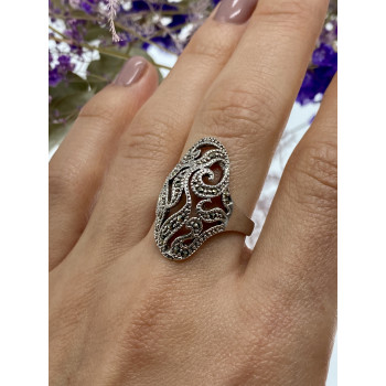 Sky Jewelry Серебряное кольцо с марказитами  Обаяние