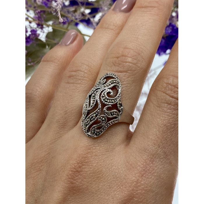 Sky Jewelry Серебряное кольцо с марказитами  Обаяние