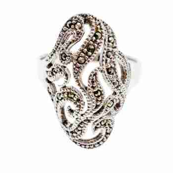 Sky Jewelry Серебряное кольцо с марказитами  Обаяние