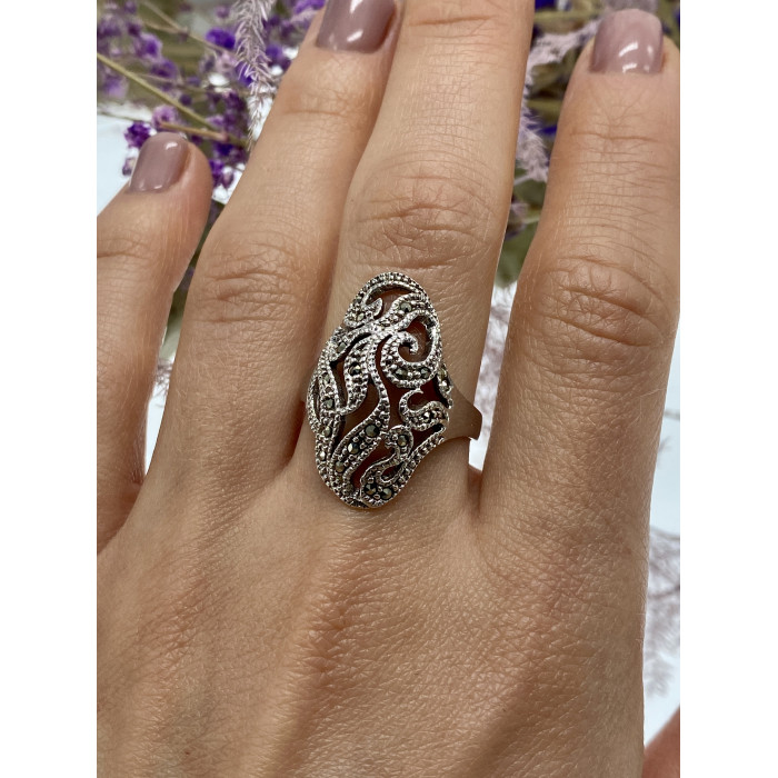 Sky Jewelry Серебряное кольцо с марказитами  Обаяние