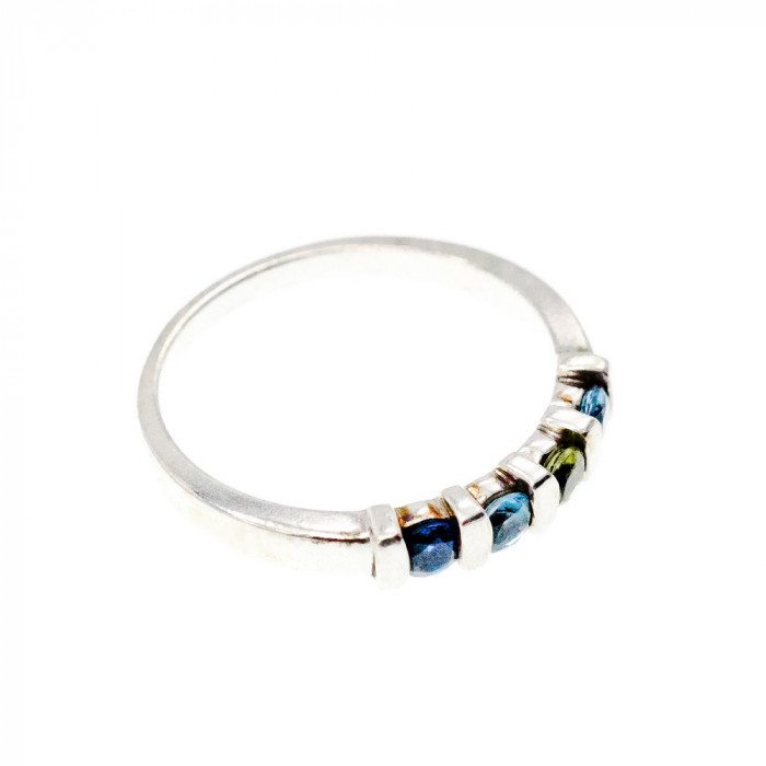 Sky Jewelry Серебряное кольцо с топазом хризолитом и шпинелью