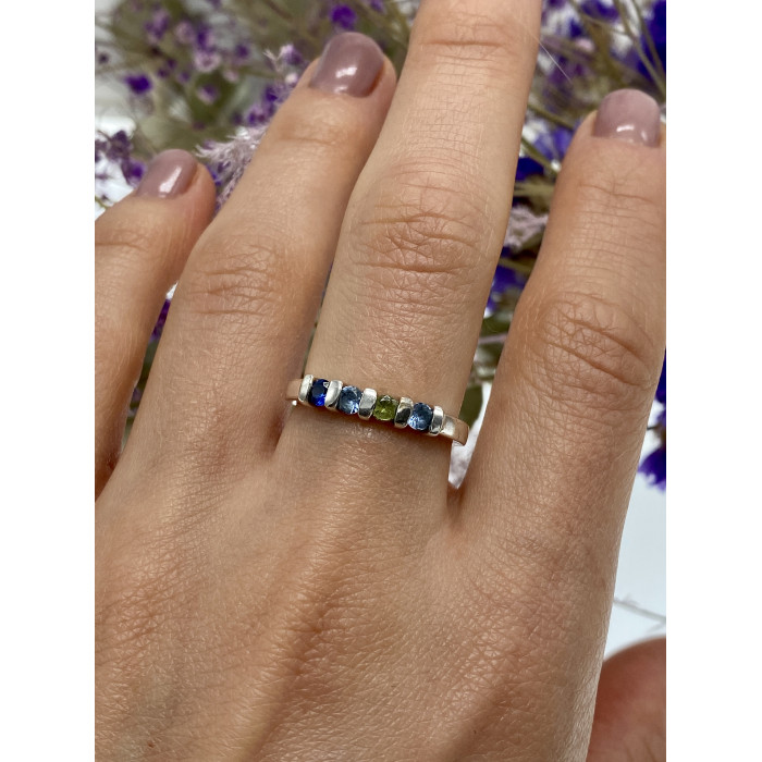 Sky Jewelry Серебряное кольцо с топазом хризолитом и шпинелью