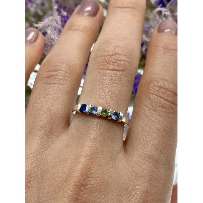 Sky Jewelry Серебряное кольцо с топазом хризолитом и шпинелью