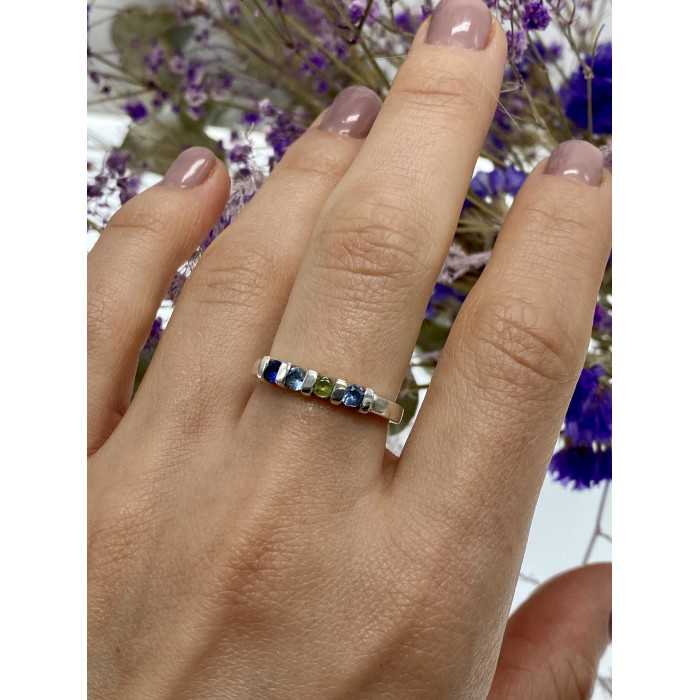 Sky Jewelry Серебряное кольцо с топазом хризолитом и шпинелью
