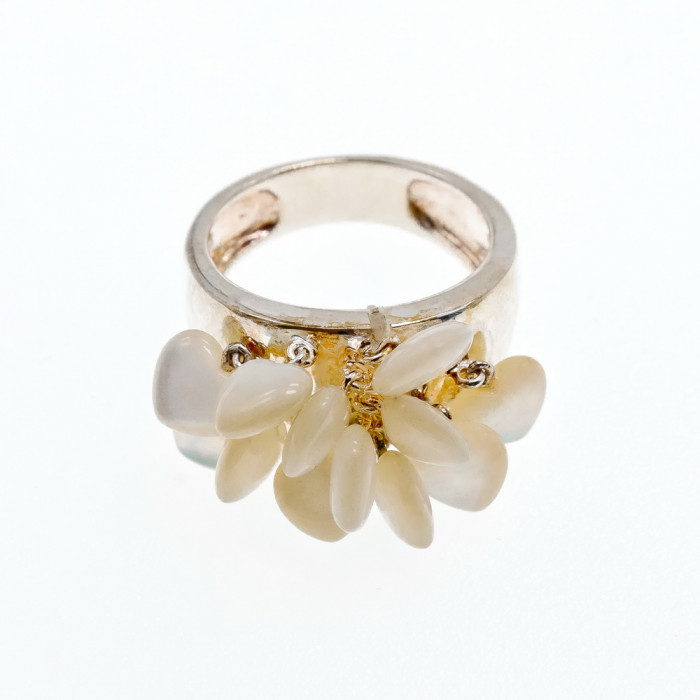 Sky Jewelry Серебряное кольцо с перламутром  Сердца