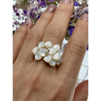 Sky Jewelry Серебряное кольцо с перламутром  Сердца