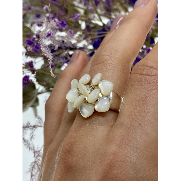 Sky Jewelry Серебряное кольцо с перламутром  Сердца