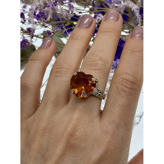 Sky Jewelry Серебряное кольцо с гелиодором и марказитом  Сердце