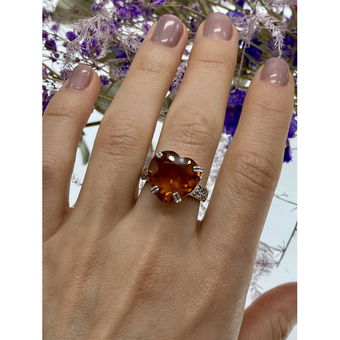 Sky Jewelry Серебряное кольцо с гелиодором и марказитом  Сердце