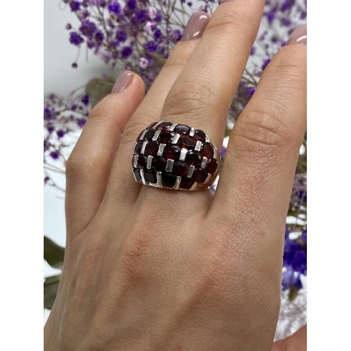 Sky Jewelry Серебряное кольцо с гранатом   Гранатовое счастье