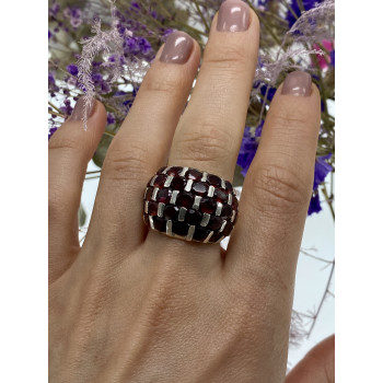 Sky Jewelry Серебряное кольцо с гранатом   Гранатовое счастье
