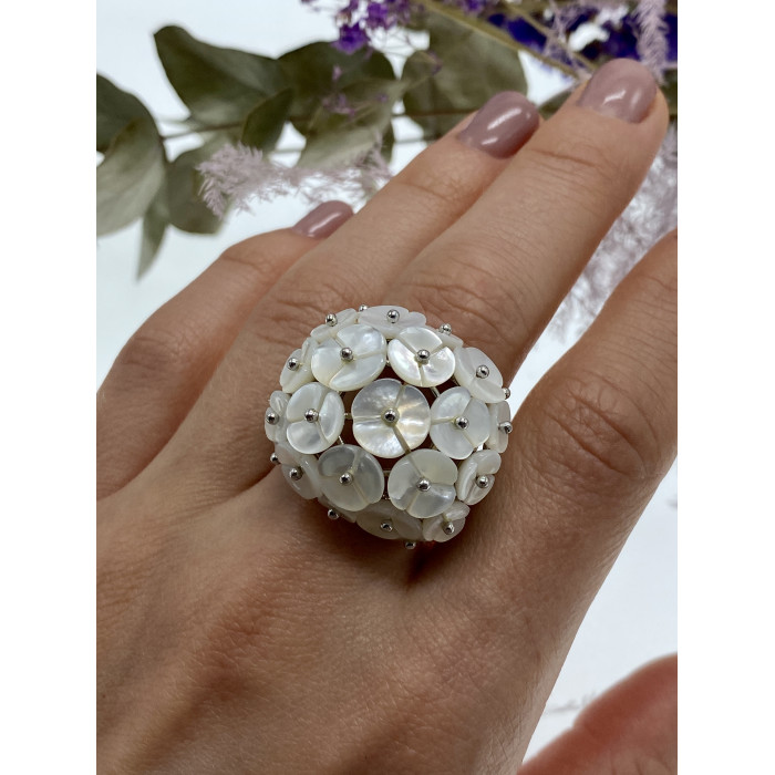 Sky Jewelry Серебряное кольцо с перламутром   Перламутровые цветы
