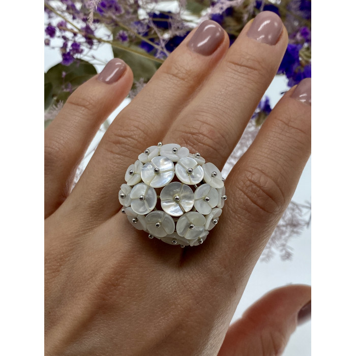 Sky Jewelry Серебряное кольцо с перламутром   Перламутровые цветы