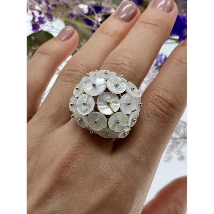 Sky Jewelry Серебряное кольцо с перламутром   Перламутровые цветы