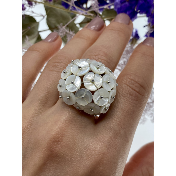 Sky Jewelry Серебряное кольцо с перламутром   Перламутровые цветы