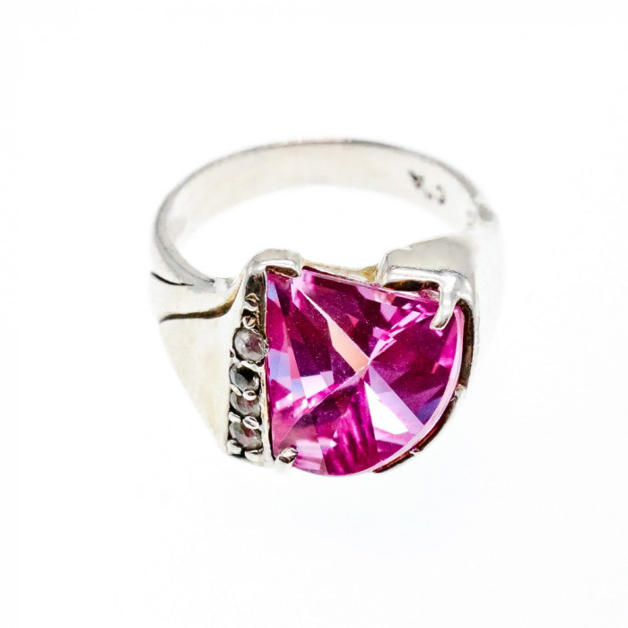 Sky Jewelry Серебряное кольцо с розовой и белой шпинелью  Любовь