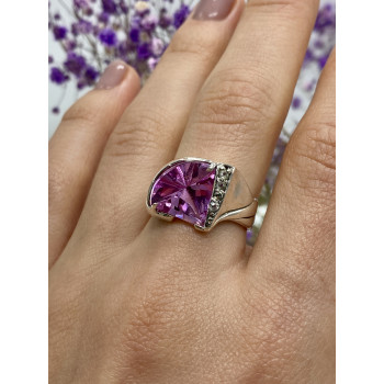Sky Jewelry Серебряное кольцо с розовой и белой шпинелью  Любовь