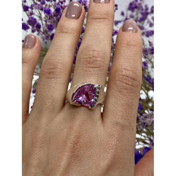 Sky Jewelry Серебряное кольцо с розовой и белой шпинелью  Любовь