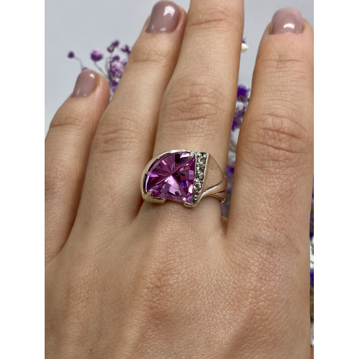 Sky Jewelry Серебряное кольцо с розовой и белой шпинелью  Любовь