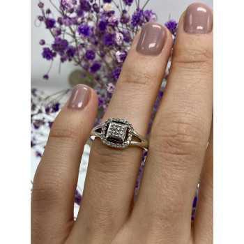 Sky Jewelry Серебряное кольцо с белыми сапфирами Классика