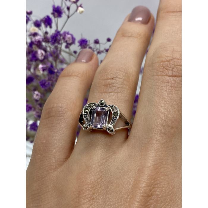 Sky Jewelry Серебряное кольцо с иолитом и марказитом  Грация