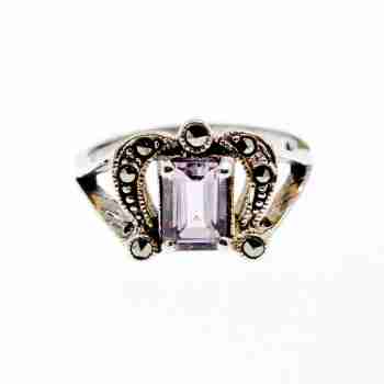 Sky Jewelry Серебряное кольцо с иолитом и марказитом  Грация