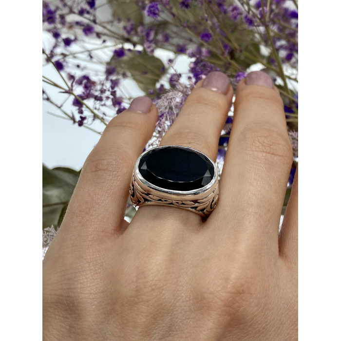 Sky Jewelry Серебряное кольцо с черным нефритом  Изысканность